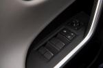 Toyota RAV4 XSE Hybrid 2018 года (NA)